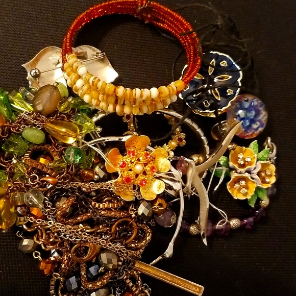 Vintage Jewelry Lot - Picture 3 of 3